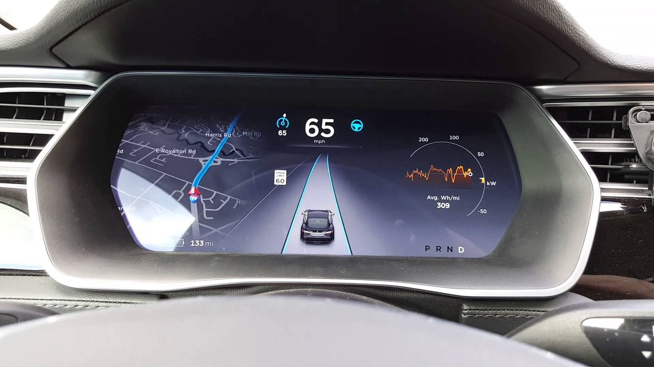 Tesla prepara la actualización 8.0 con nuevas funcionalidades de Autopilot