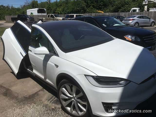 tesla-model-x-wreckedexotics-1