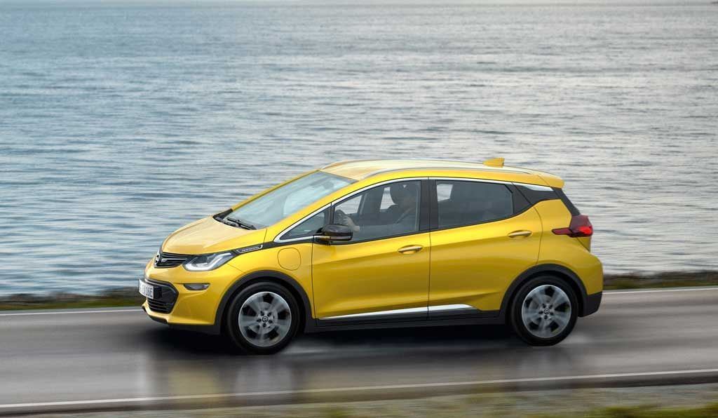 Opel actualiza el gráfico de autonomía del Opel Ampera tras la presentación del nuevo Renault ZOE