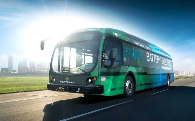 Los autobuses eléctricos tienen menos emisiones que los diésel o los modelos a gas, incluso aunque obtengan su energía de fuentes fósiles