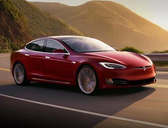 Tesla continúa aumentando su dominio en el segmento de las berlinas de lujo en Estados Unidos