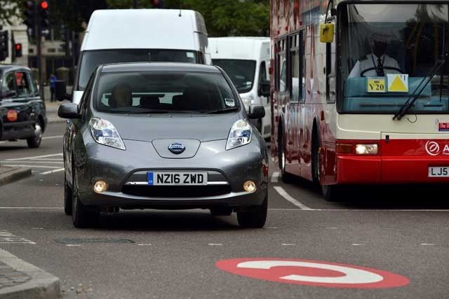 nissan-leaf-30-uber-london