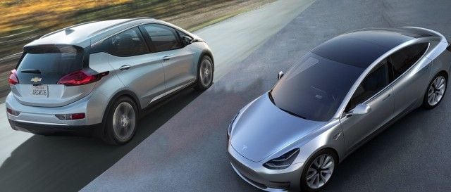 Opinión. ¿Tendrá el Chevrolet Bolt más autonomía que el Tesla Model 3?