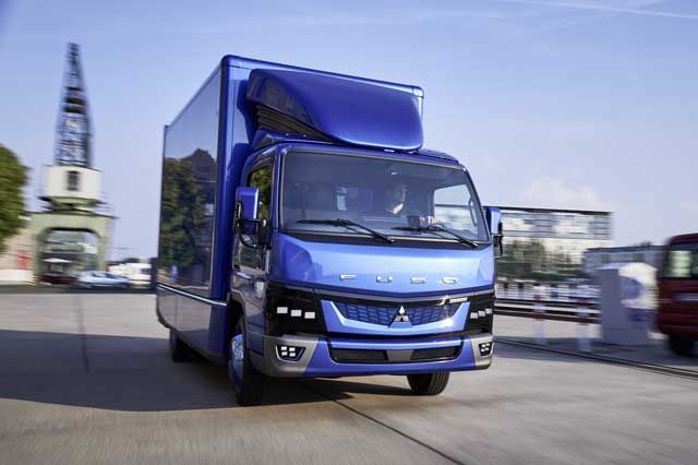 Daimler comenzará la comercialización del camión eléctrico Fuso eCanter el próximo año