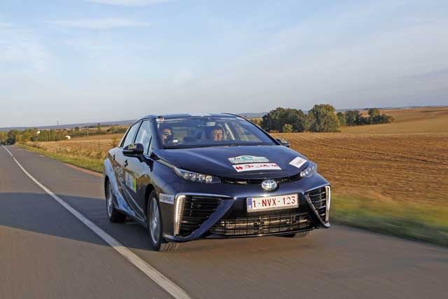 E-Rally de Montecarlo 2016. El Toyota Mirai se lleva la victoria en la general