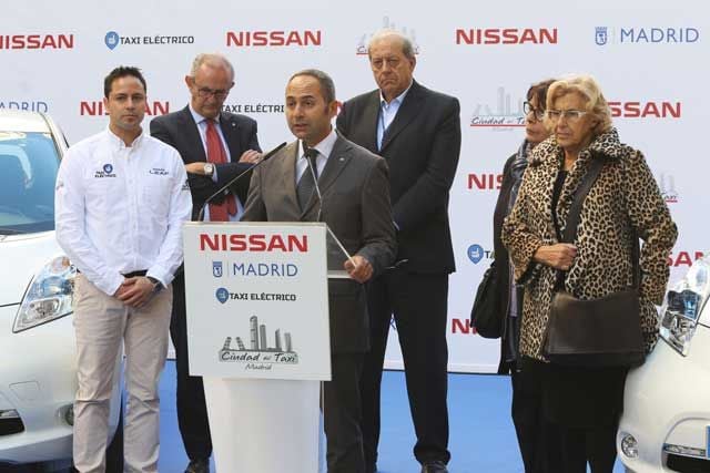 Nissan entrega las primeras 25 unidades del LEAF a la Ciudad de Taxi de Madrid