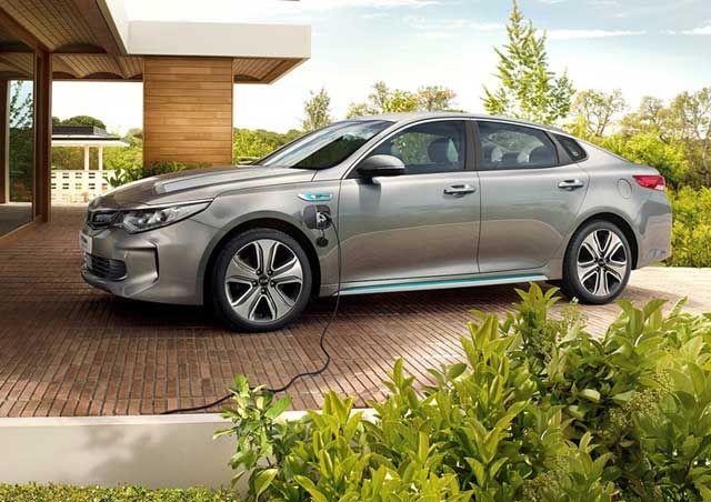 El KIA Optima PHEV baja de precio en España