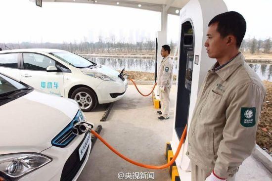 A pesar de las presiones de los fabricantes alemanes, China mantiene sus cuotas de ventas de coches eléctricos a partir de 2018