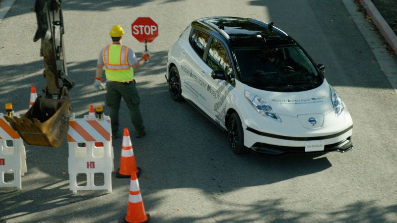 El sistema de asistencia a la conducción autónoma de Nissan, puede ser el paso intermedio para la aceptación social de la tecnología