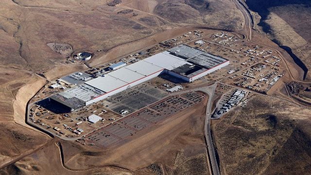 Comienza la fabricación de celdas 2170 en la Gigafábrica de baterías de Tesla