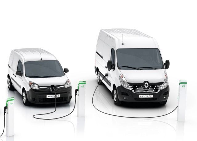 Renault presenta la nueva Kangoo ZE, y añade a la oferta la Master ZE