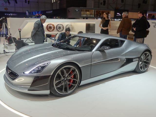 El primer Rimac Concept One se entregará en marzo. En preparación un nuevo modelo de mayores prestaciones, y con el ojo en Nürburgring