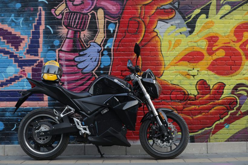 Evoke Urban S. La moto eléctrica fabricada por Foxxcom llegará al mercado norteamericano