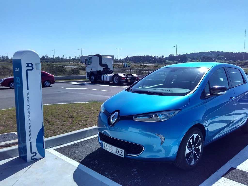 IBIL instalará 16 puntos de recarga para coches eléctricos en Zaragoza