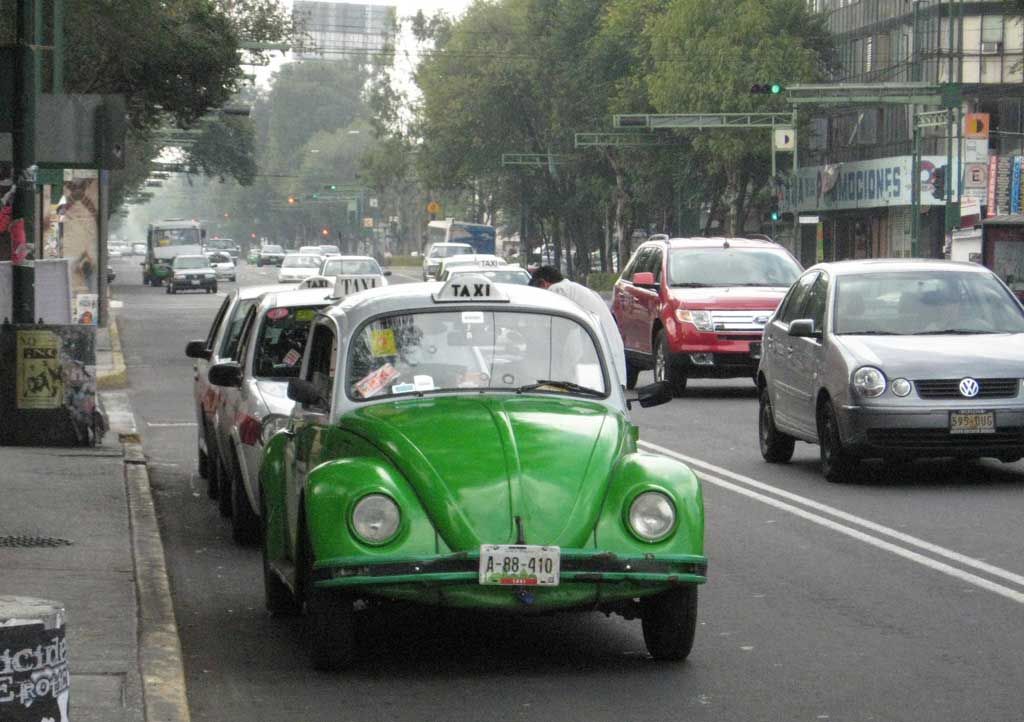 Ciudad de México se prepara para empezar la transformación de su gigantesca flota de taxis con el coche eléctrico de Carlos Slim