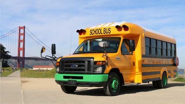 Sacramento pone en marcha una flota de 29 autobuses escolares y eléctricos