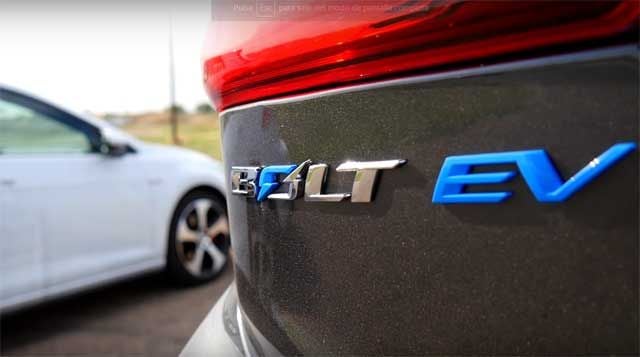 Prueba de aceleración. Chevrolet Bolt contra Volkswagen Golf GTI