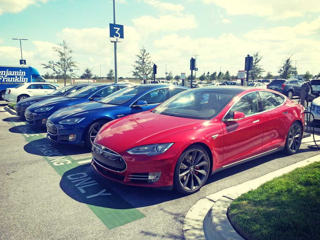 Cómo comprarte un Tesla Model S de segunda mano. Proceso, garantía…