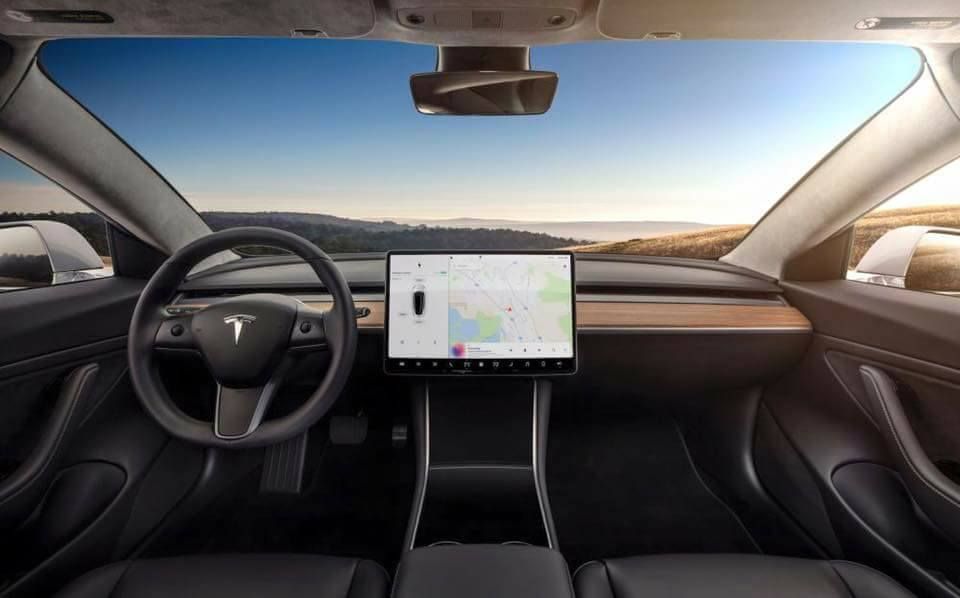 Tesla anuncia que el interior del Model 3 ahora es "vegano" (100% libre de cuero)