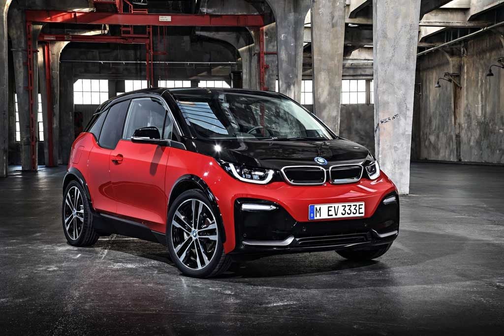 Avistado el nuevo BMW i3s. Potencia de 149 kW (203CV) aceleración hasta los 100 en menos de 7 segundos y nueva batería