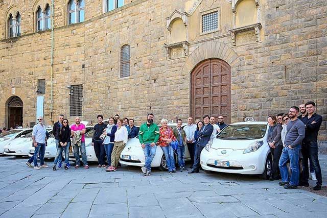 La ciudad de Florencia se vuelca con los taxis eléctricos incorporando 67 Nissan LEAF