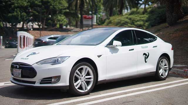 Este Tesla Model S ha llegado a los 483.000 kilómetros en dos años. Un ahorro estimado de entre 70.000 y 86.000 dólares