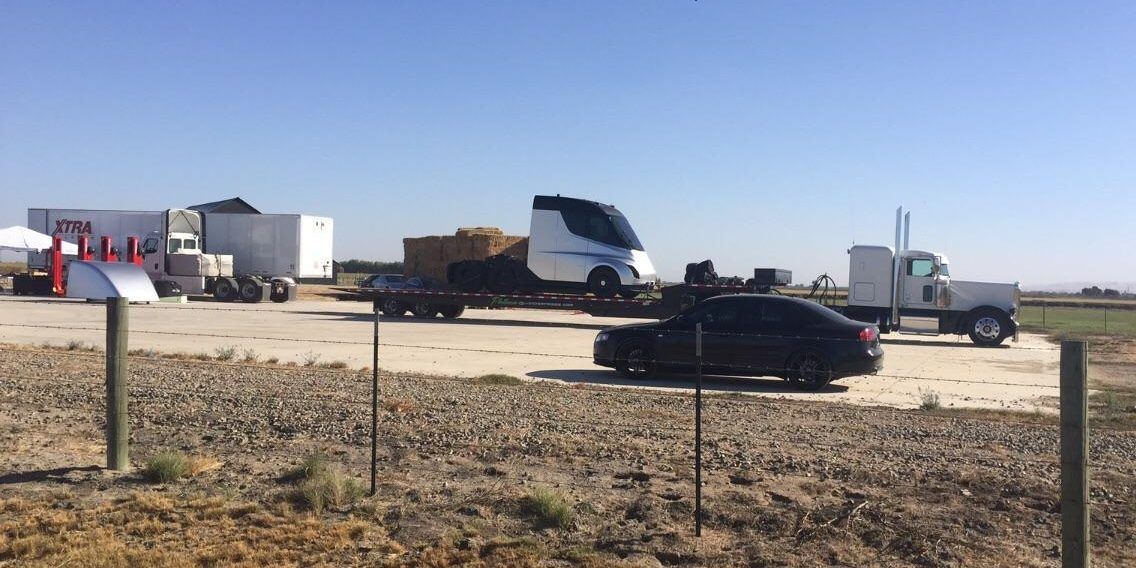 Avistado por primera vez el camión eléctrico de Tesla