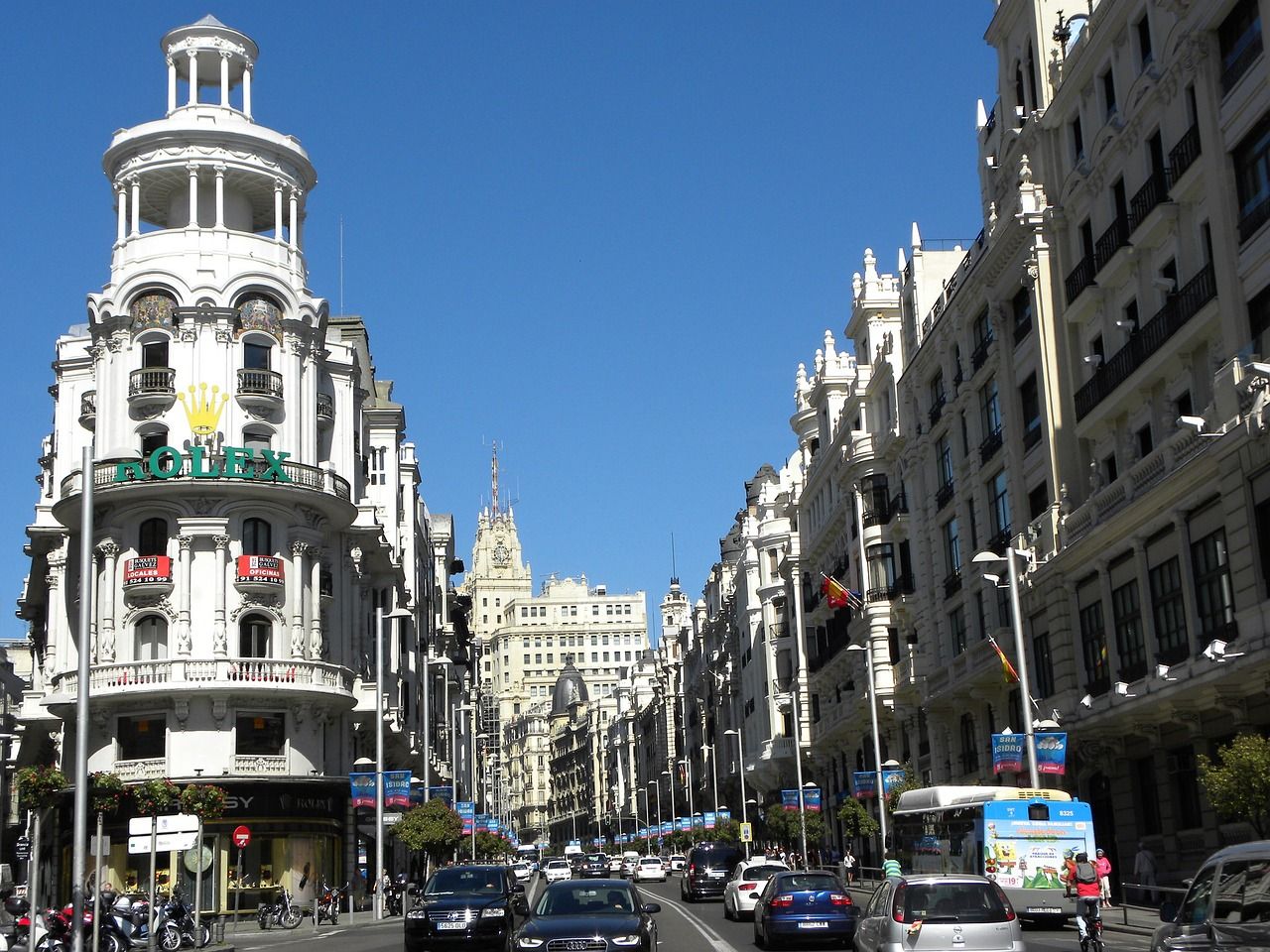 Las ciudades empiezan a expulsar los coches diésel y gasolina