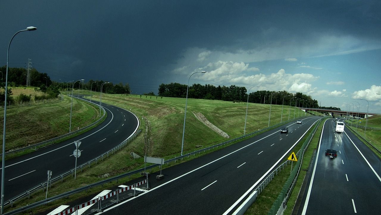 ¿Estamos realmente ante el fin de los coches convencionales?