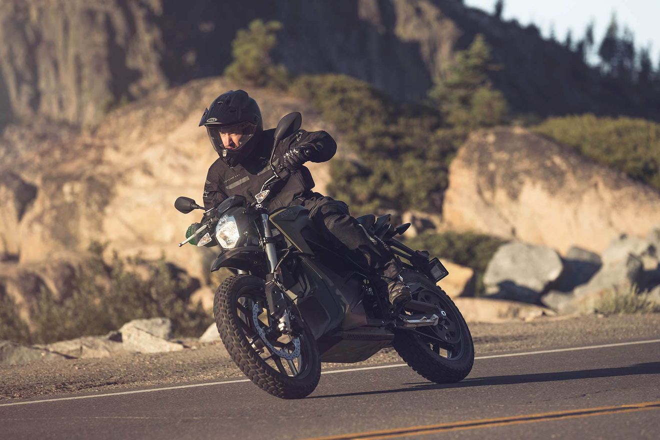 Zero Motorcycles 2018. Hasta 18 kWh y 359 kilómetros de autonomía, sin incremento de precio