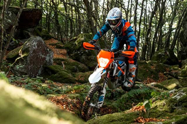 KTM lanza la segunda generación de su Freeride E-XC, ahora con un 50% más de autonomía