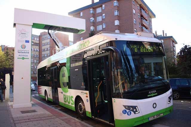 Vectia pone en marcha la primera línea de autobuses eléctricos de España