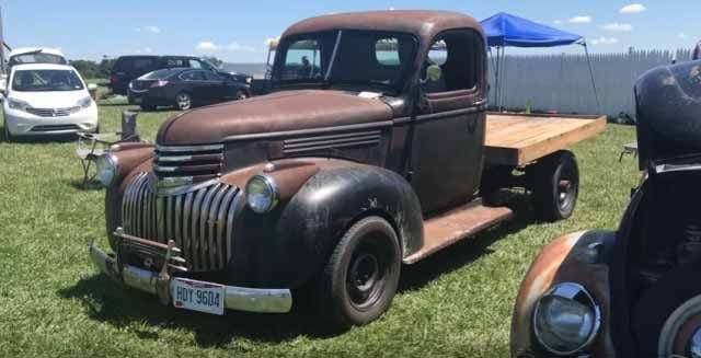 Esta clásica pick-up Chevrolet de 1946 esconde el chasis y la mecánica de un Toyota Prius