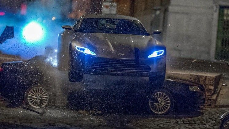 ¿Qué coche eléctrico podría conducir James Bond?