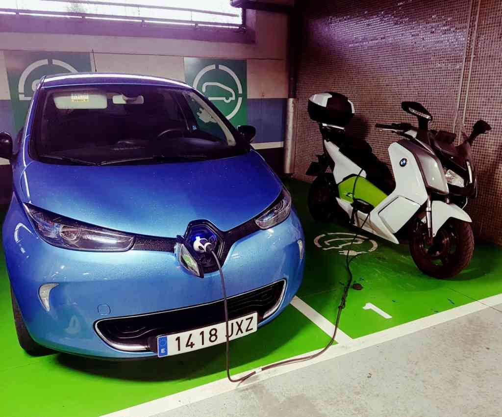 La recarga de coches eléctricos en el lugar de trabajo, una de las formas de incentivar las ventas más efectiva