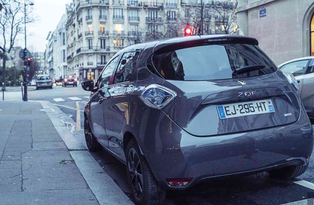 ¿Por qué se venden tantos Renault ZOE en Francia? Autonomía, precio, y sobre todo una amplia red de recarga acelerada