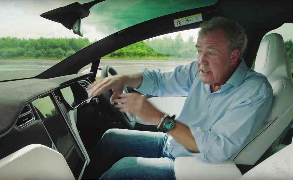 Jeremy Clarkson todavía se burla del coche eléctrico en sus pruebas