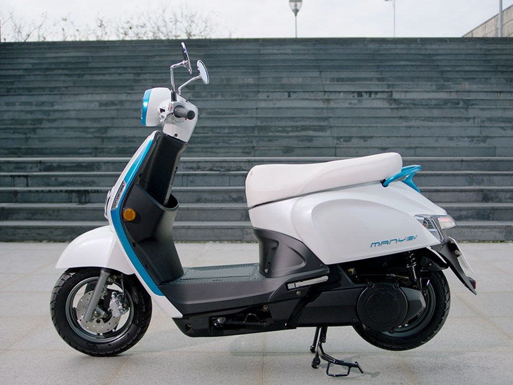 Kymco Ionex. Un scooter eléctrico con tres baterías y hasta 200 kilómetros de autonomía