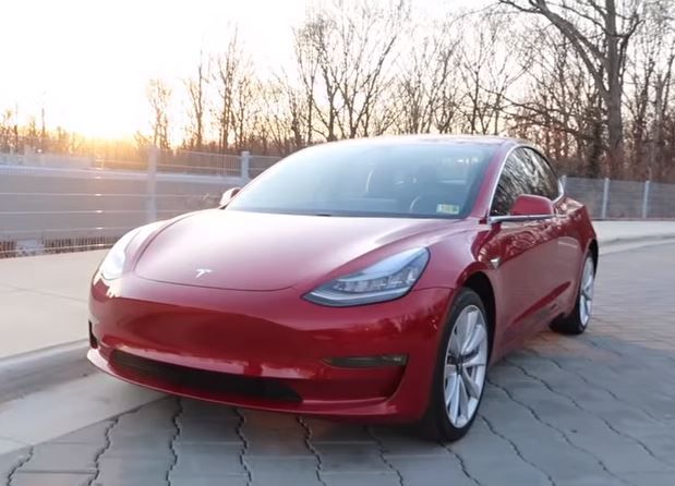 El Tesla Model 3 podría ser un modelo muy rentable: su coste estimado es de 28.000 dólares