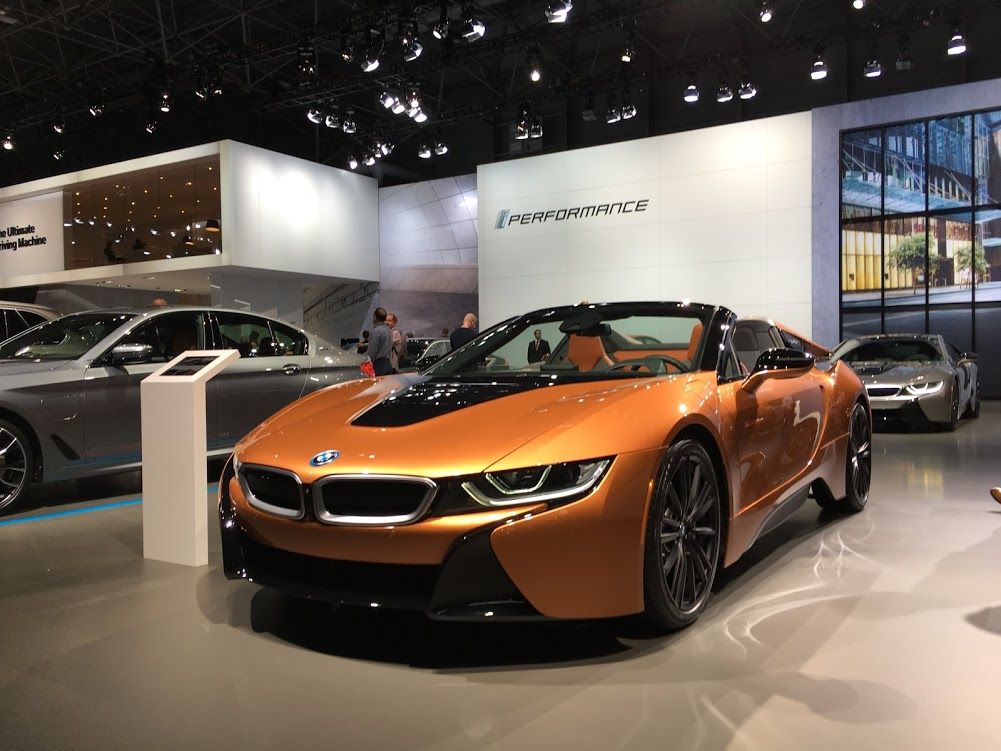 BMW vuelve a poner fecha de caducidad al i3 y el i8