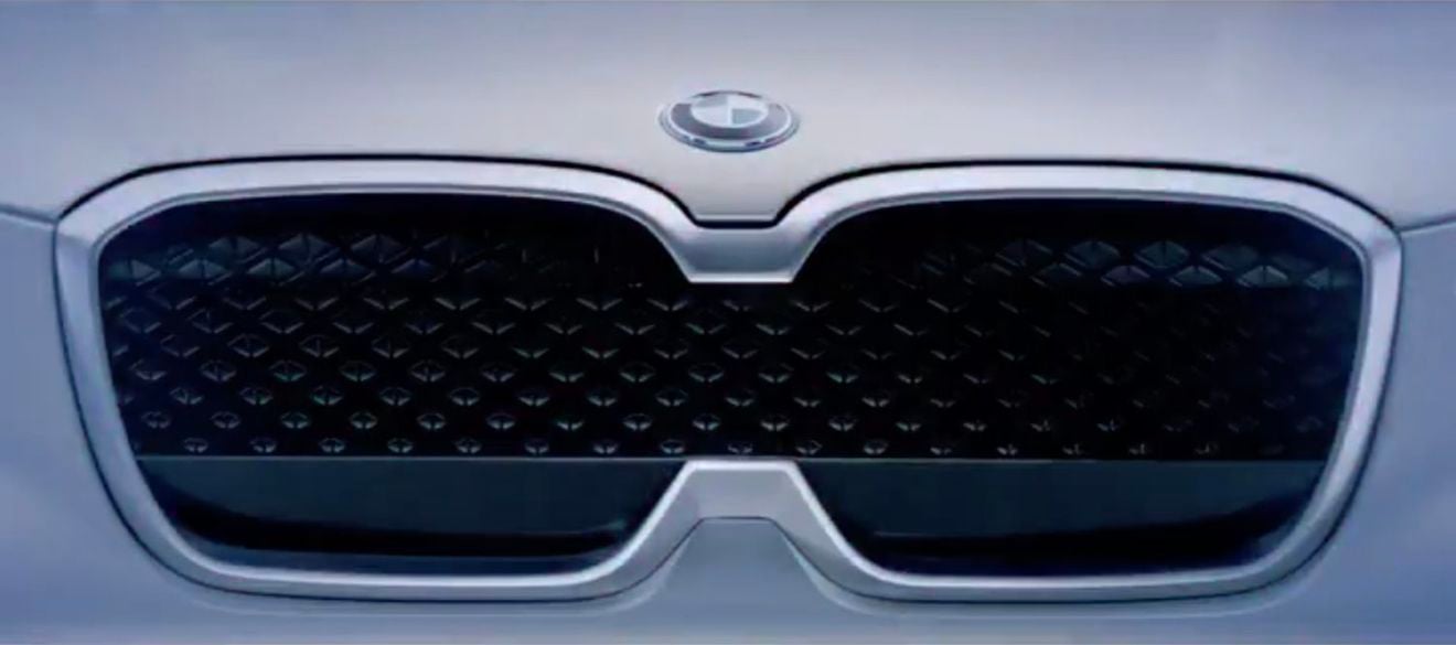 BMW empieza a lanzar teasers del nuevo iX3