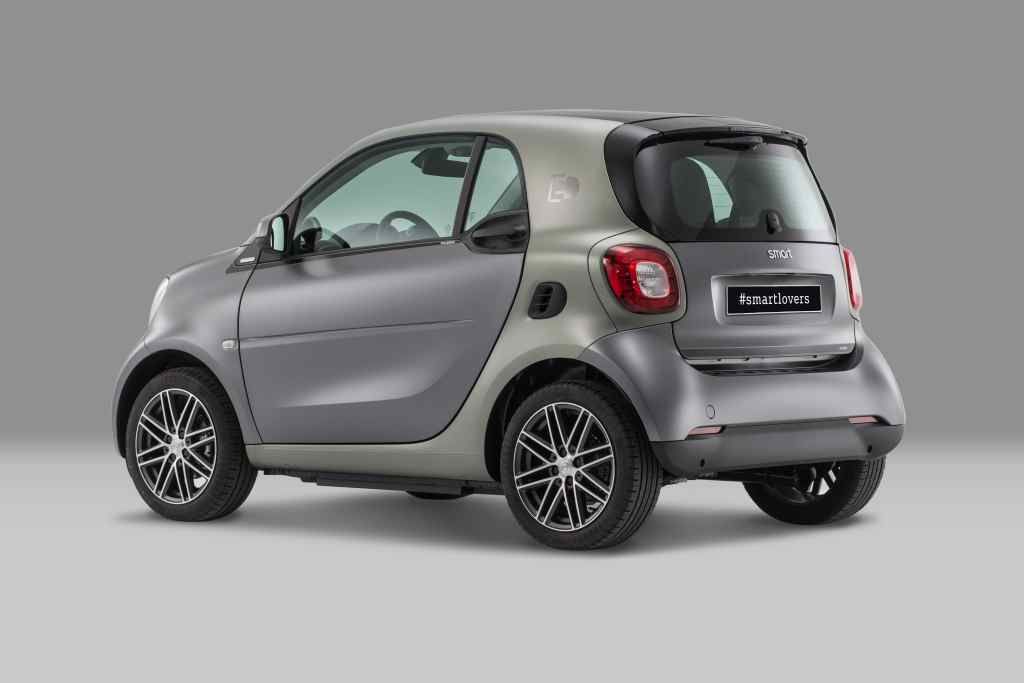 Ya disponible el nuevo Smart fortwo eléctrico edición Pull&Bear