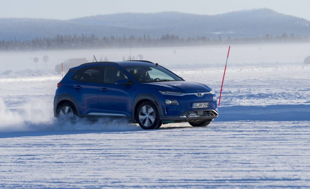 El Hyundai Kona Eléctrico logra una autonomía de 330 kilómetros por carga a temperaturas bajo cero (Vídeo)