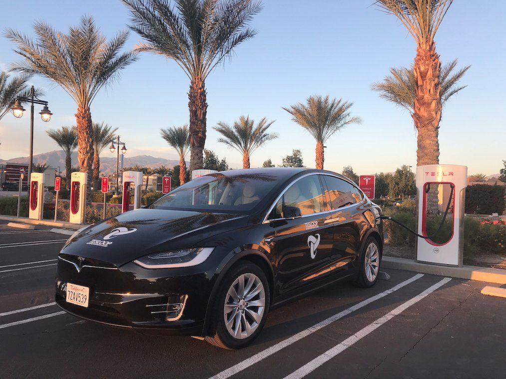 Este Tesla Model X ha llegado a los 480.000 kilómetros, con varias recargas en Supercargadores cada día, y con solo un 10% de degradación de su batería