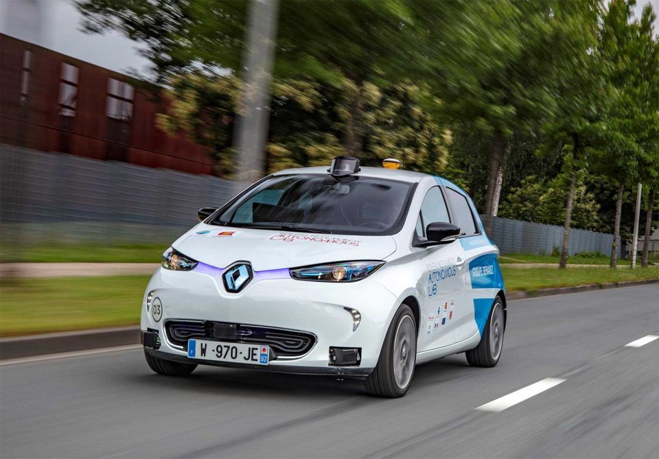 Renault presenta su servicio de taxis autónomos, un proyecto experimental basado en el ZOE 100% eléctrico