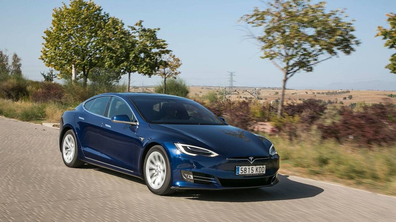 Puedes asegurar las baterías de tu Tesla Model S/X para mayor tranquilidad, incluso fuera de garantía