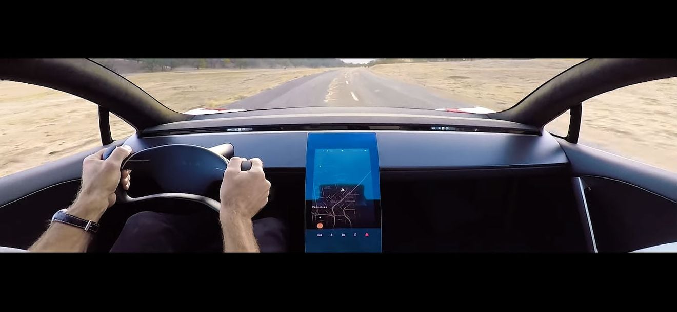 El nuevo Tesla Roadster tendrá Autopilot, y un novedoso "Modo Aumentado"