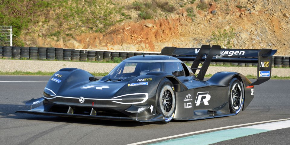 Romain Dumas realiza las primeras pruebas con el Volkswagen I.D. R para el Pikes Peak (vídeo)