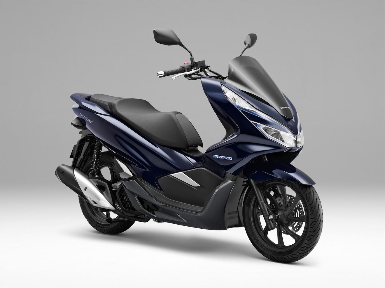 Honda confirma el lanzamiento al mercado de la PCX Hybrid