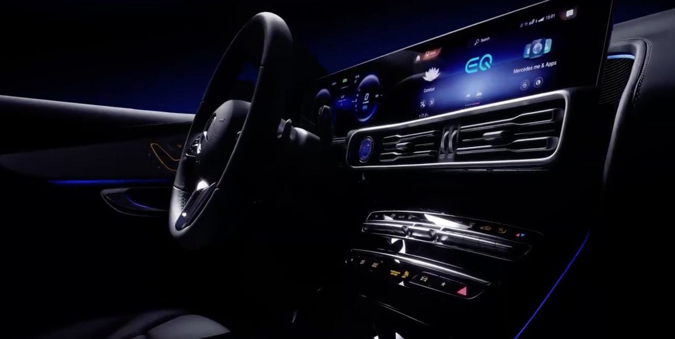 Mercedes-Benz revela el frontal, la trasera y el interior del SUV EQ C